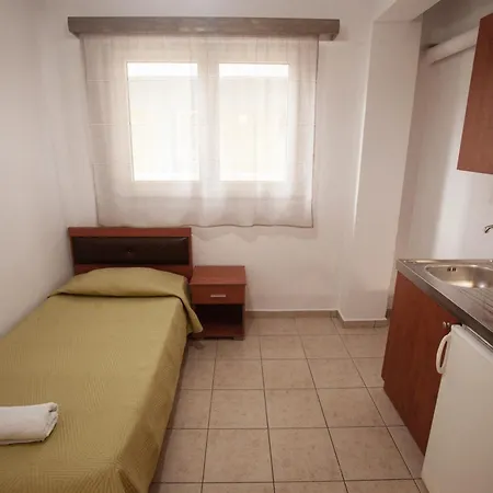 Herkules Aparthotel 3*